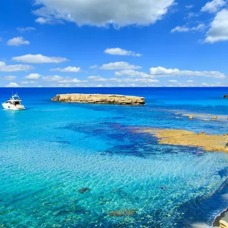 Altea * Pomos